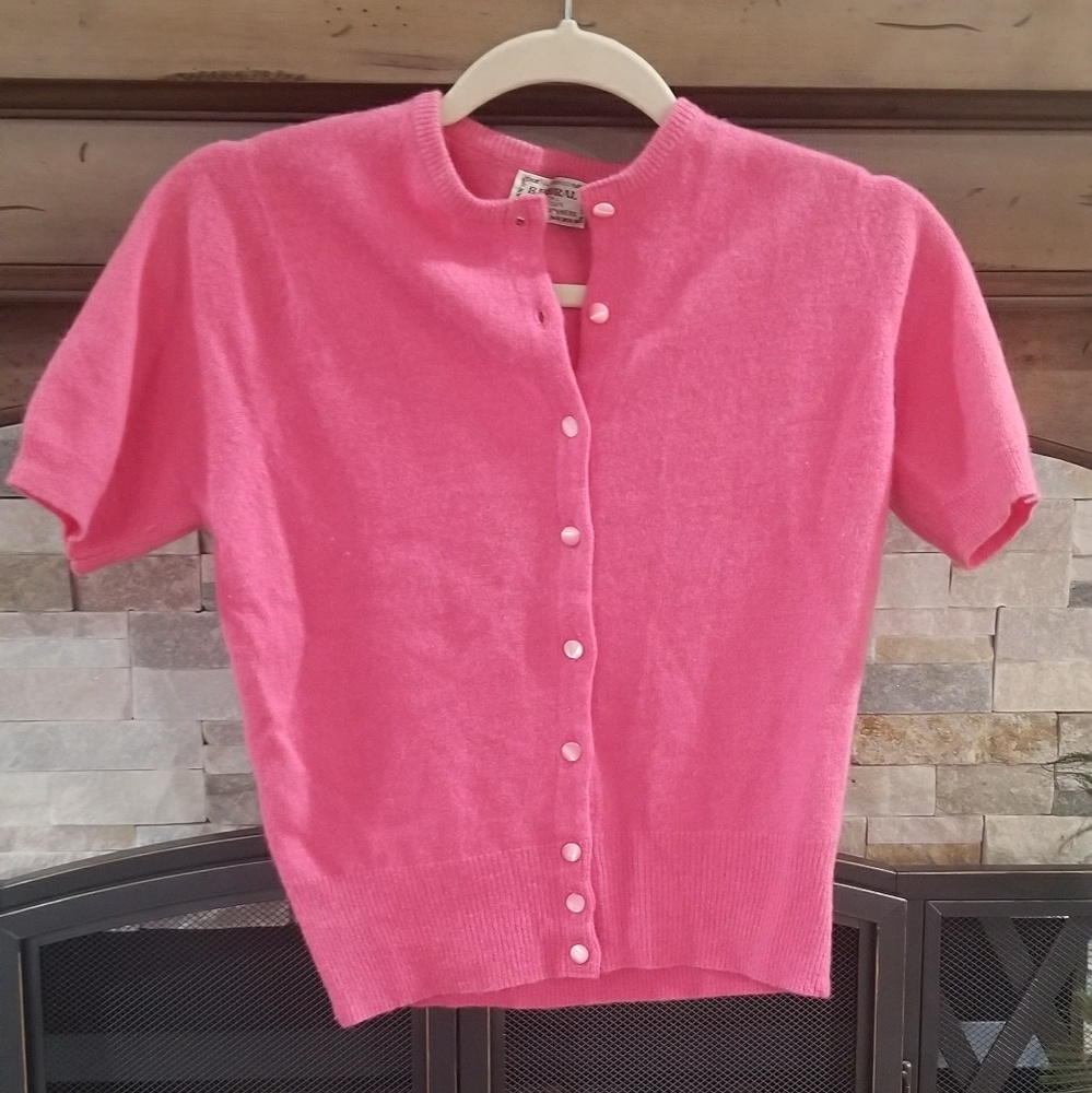 Cropped cashmere cardigan. Scotland cashmere. Smal